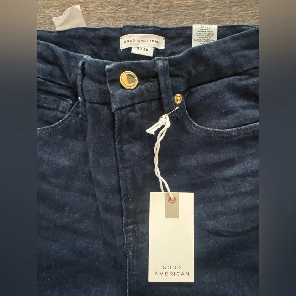 NWT Good American Good Legs Jeans dark Blue size‎ 26 2 28” inseam